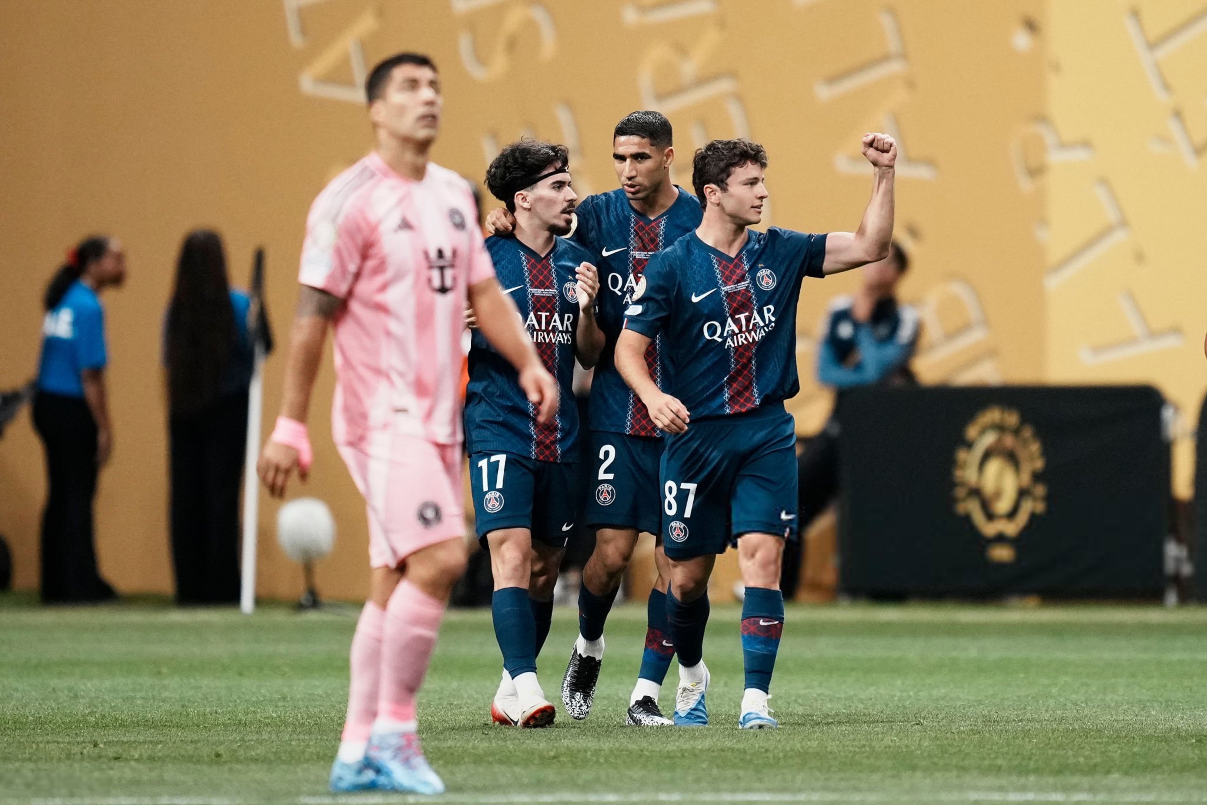 迈阿密热火迎葡超关键赛,冲刺阶段篮板制胜,悬念犹存,赛季目标并未改变(波沙雅玛斯的火焰花) 迈阿密热火迎葡超关键赛,冲刺阶段篮板制胜,悬念犹存,赛季目标并未改变(波沙雅玛斯的火焰花)